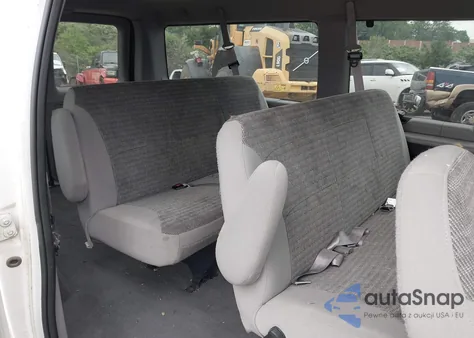 2002 Ford Econoline Xl/Xlt из США, поврежденный, VIN 1FMRE11W02HB26800